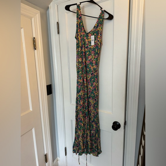 Loft Dress - Picture 2 of 2